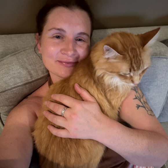 Meet your Posher, Martha - Picture 2 of 4